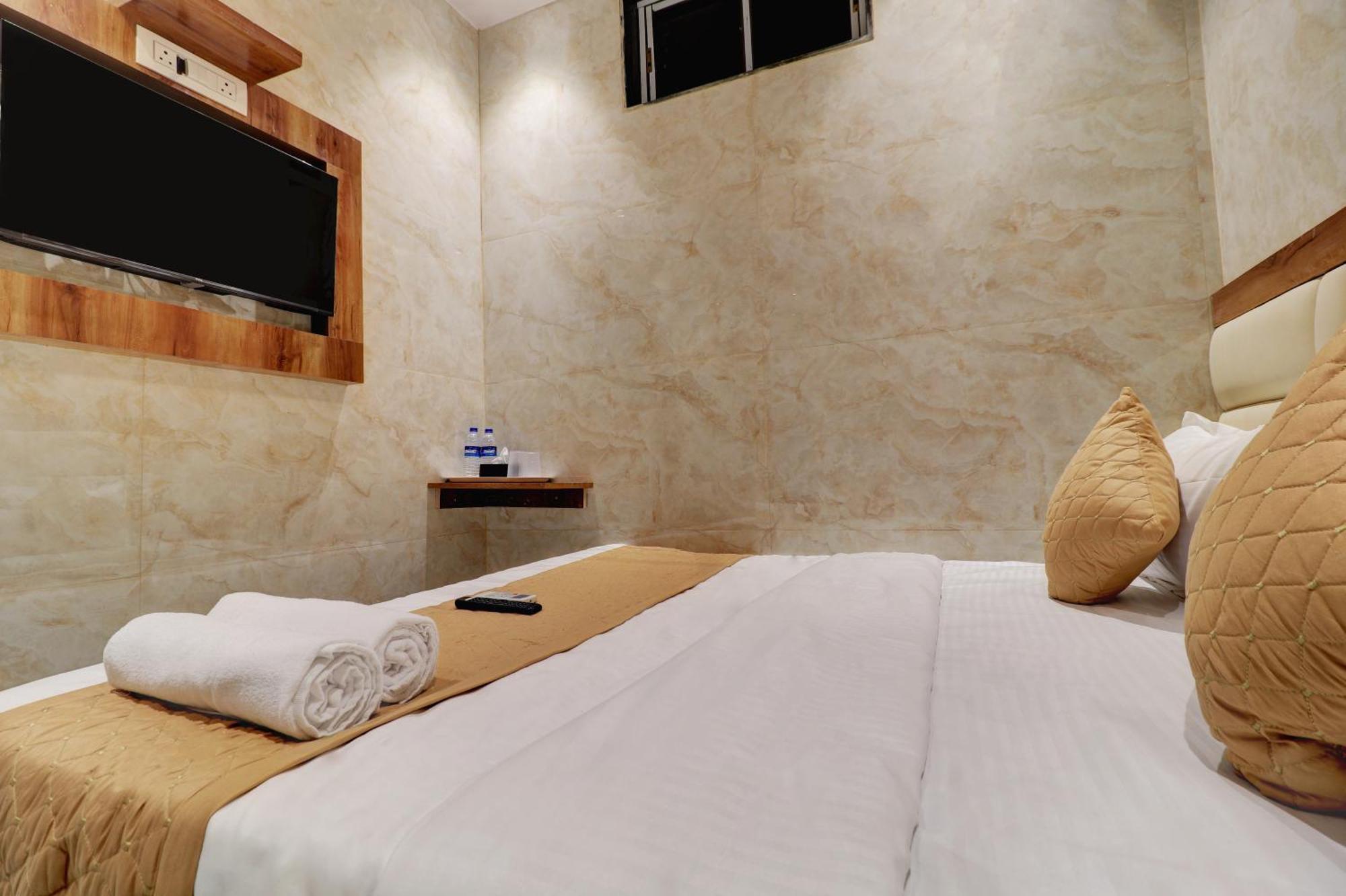 Hotel Omega Mumbai Kültér fotó