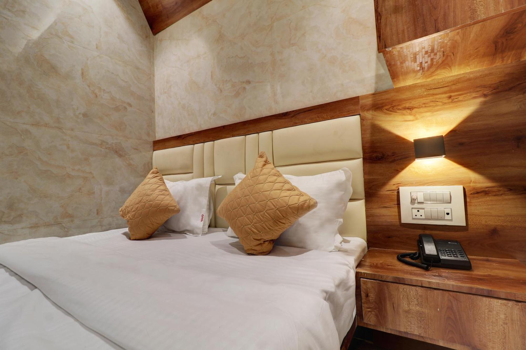 Hotel Omega Mumbai Kültér fotó